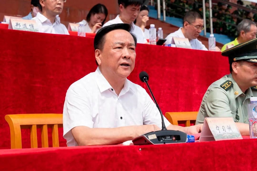 退休一年老管家落马南方医大副校长宁习洲主动投案曾管钱又管人